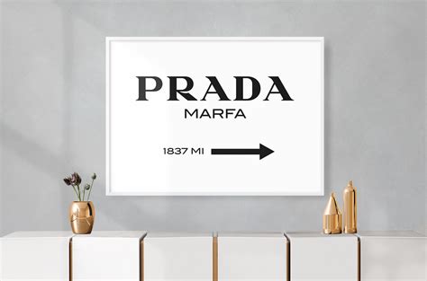 prada marfa quadro con schizzo bianco|prada marfa location.